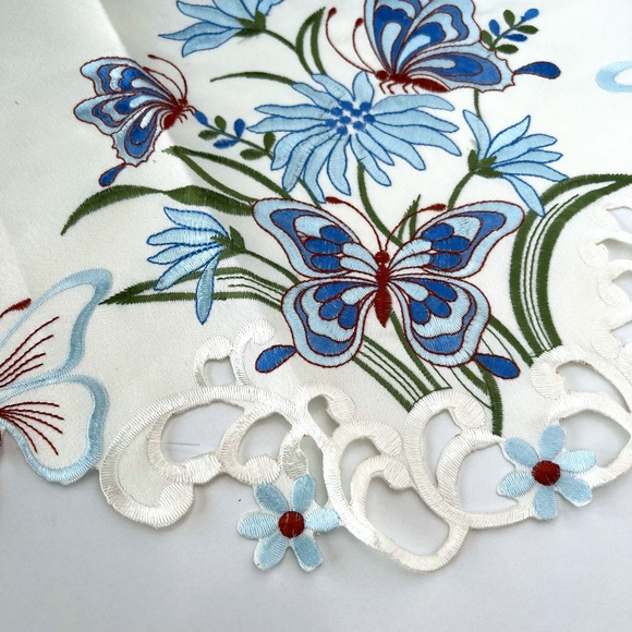 2 Window Valances Embroidered Blue Floral Butterfly - Picture 1 of 8